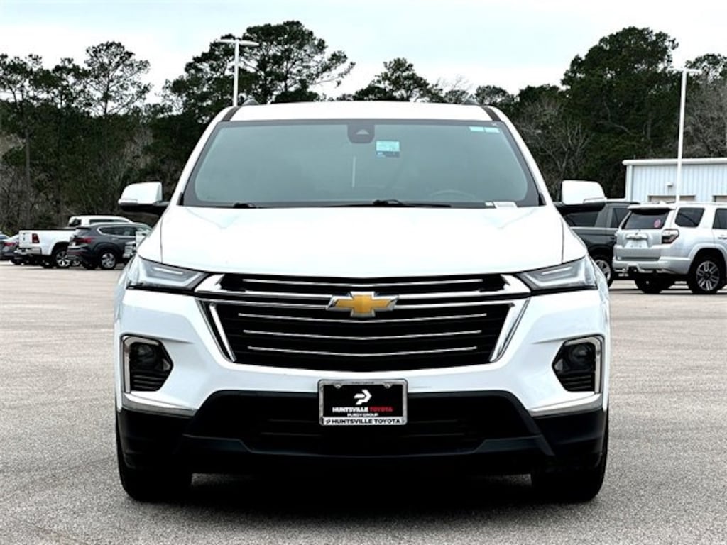 Used 2023 Chevrolet Traverse LT Leather SUV