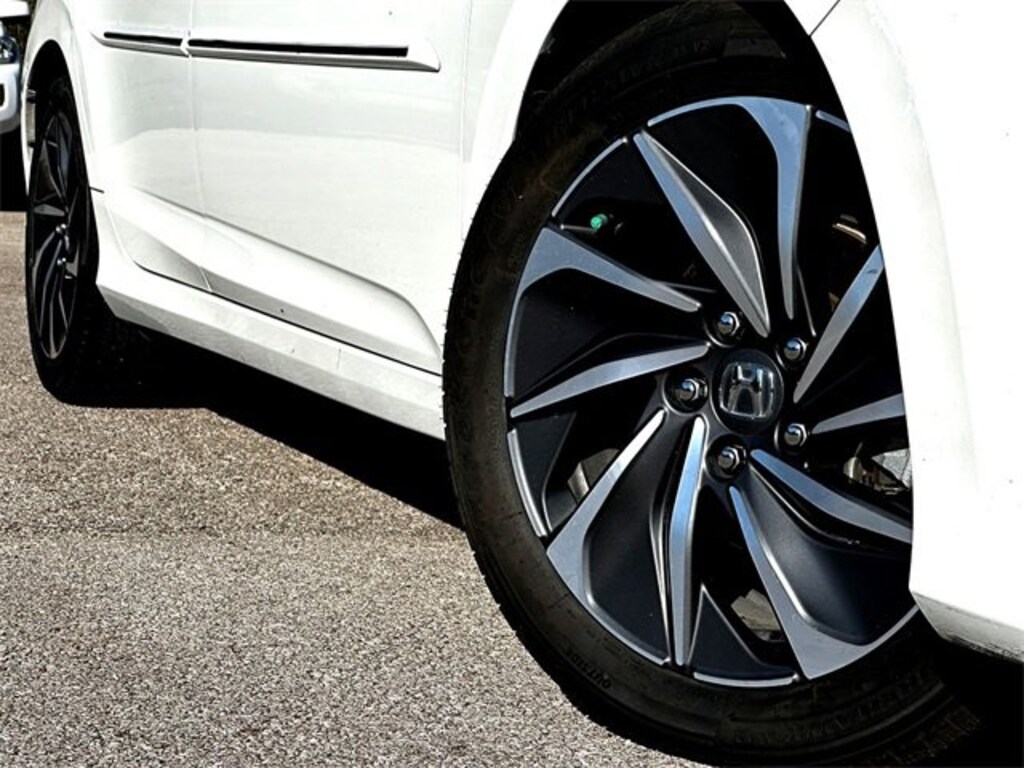 Used 2019 Honda Insight Touring Sedan