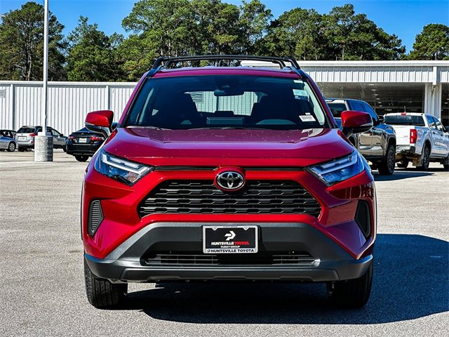 2025 Toyota RAV4 XLE photo 2