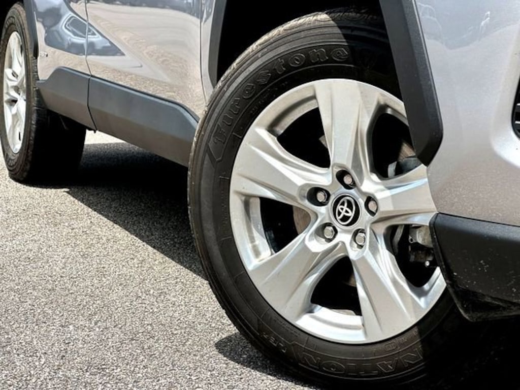 Used 2021 Toyota RAV4 Hybrid XLE SUV