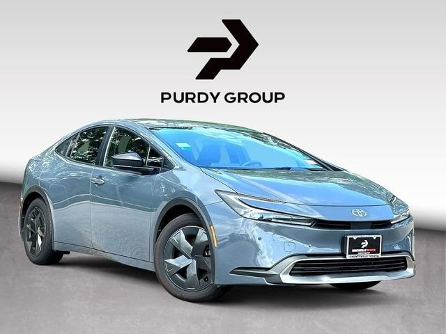 2025 Toyota Prius SE Plug-in Hybrid's photo