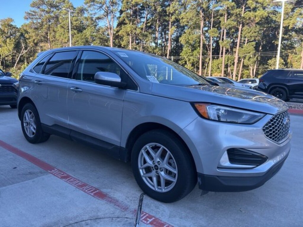 Used 2024 Ford Edge  SUV