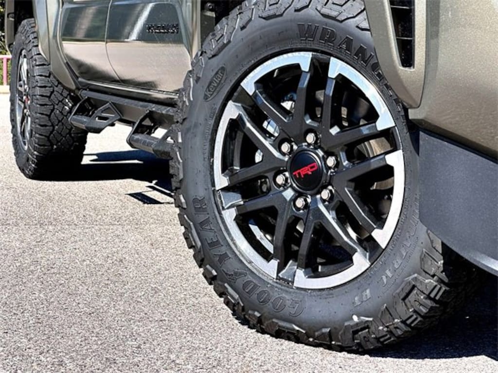 New 2025 Toyota Tacoma TRD Sport 4X4 DOUBLE CAB