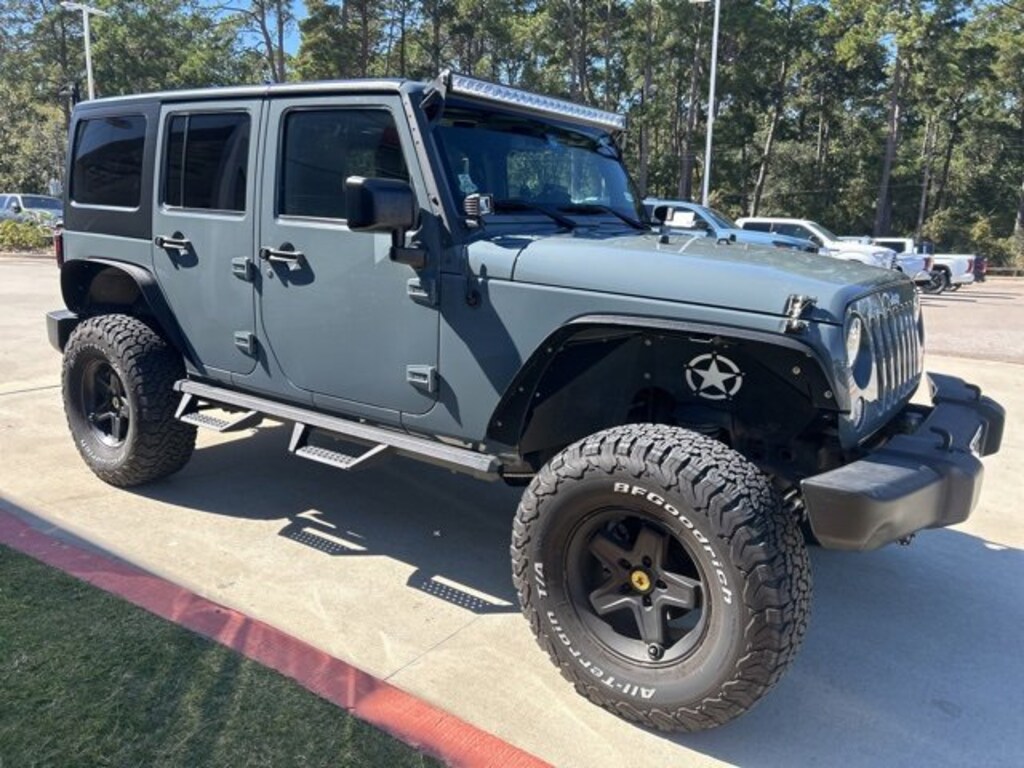 Used 2015 Jeep Wrangler Unlimited Sport 4x4 SUV
