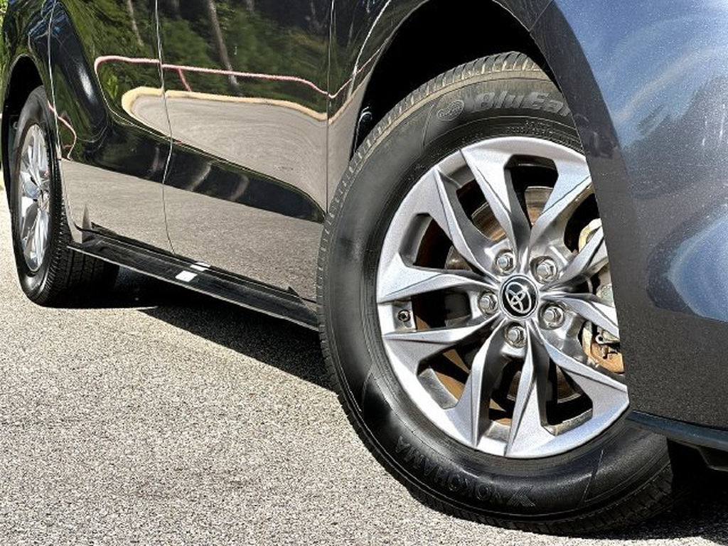 Certified 2025 Toyota Sienna XLE Van Passenger Van