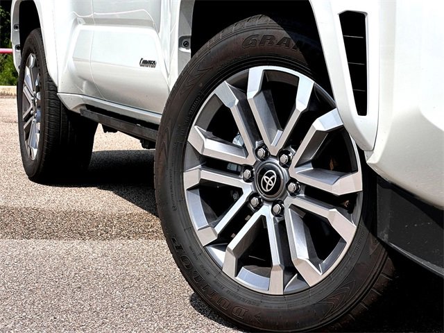 2025 Toyota 4Runner Limited photo 2