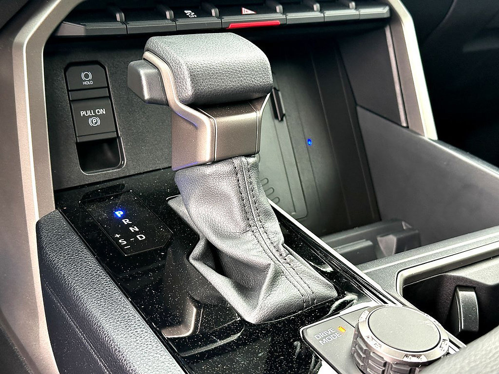 2026 Toyota Tundra SR5 - Photo 14