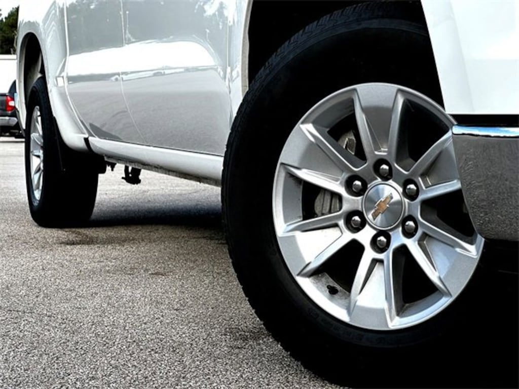 Used 2025 Chevrolet Silverado 1500 LT w/1LT Truck Crew Cab