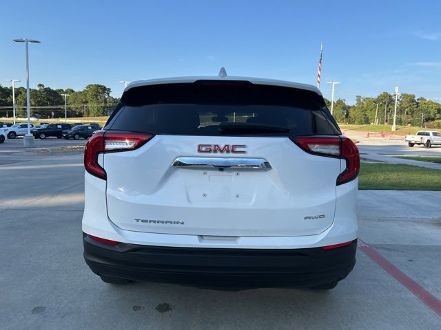 2024 Gmc Terrain SLE photo 3