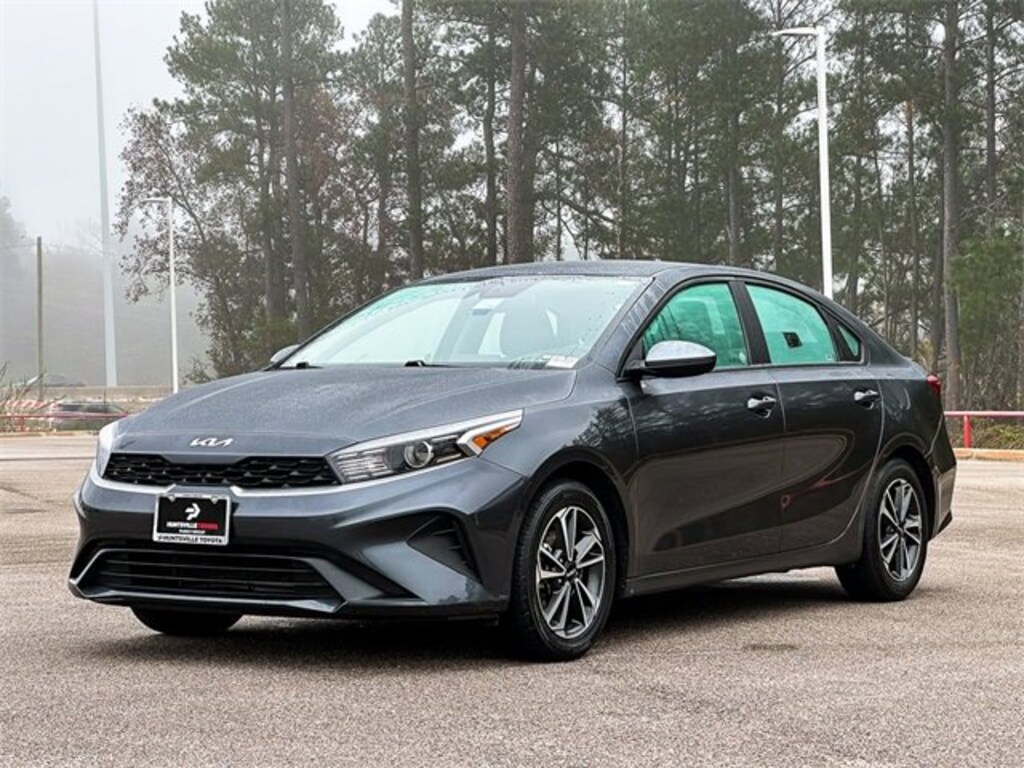 Used 2024 Kia Forte LXS Sedan