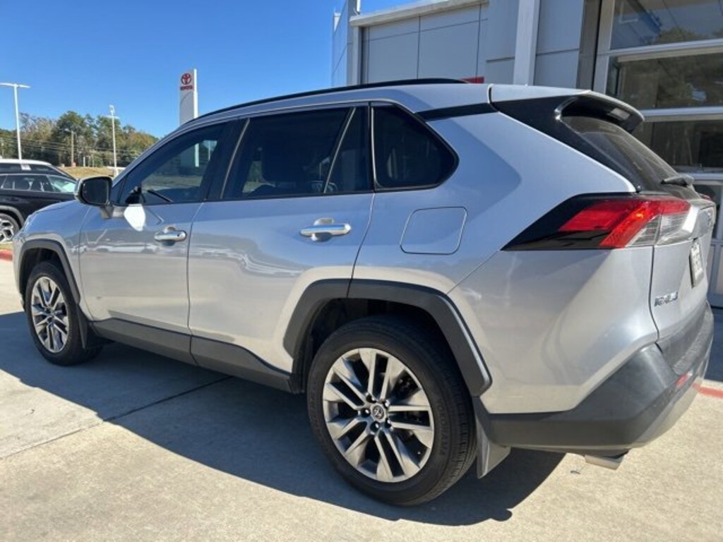 Used 2019 Toyota RAV4 Limited SUV