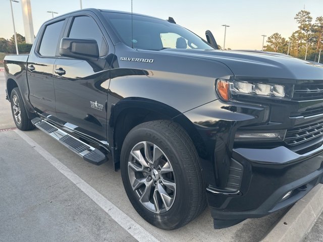 2020 Chevrolet Silverado 1500 RST photo 2