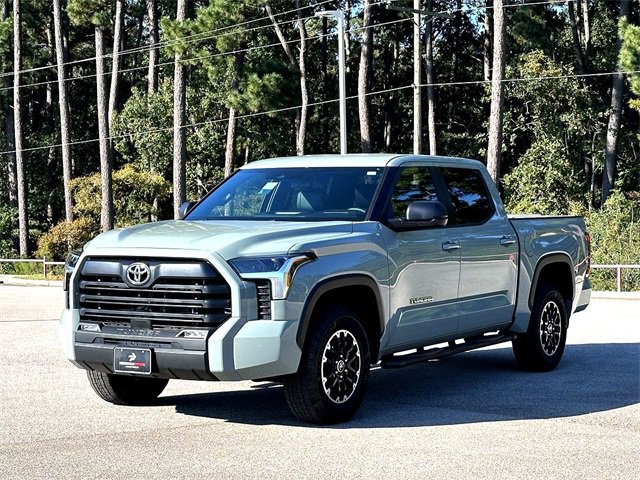 2025 Toyota Tundra SR5 photo 4