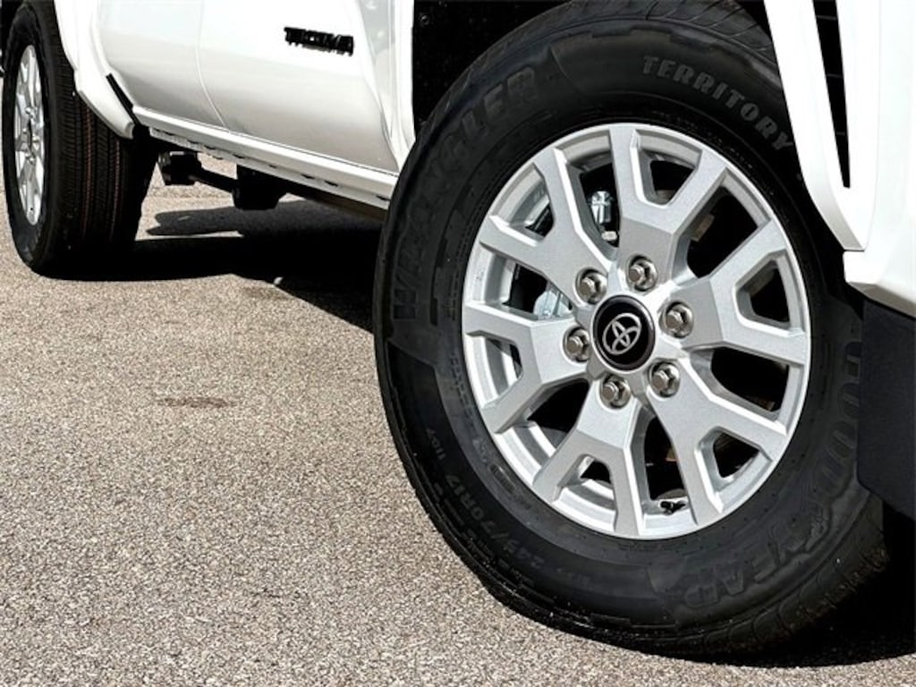 New 2026 Toyota Tacoma SR5 4X4 DOUBLE CAB