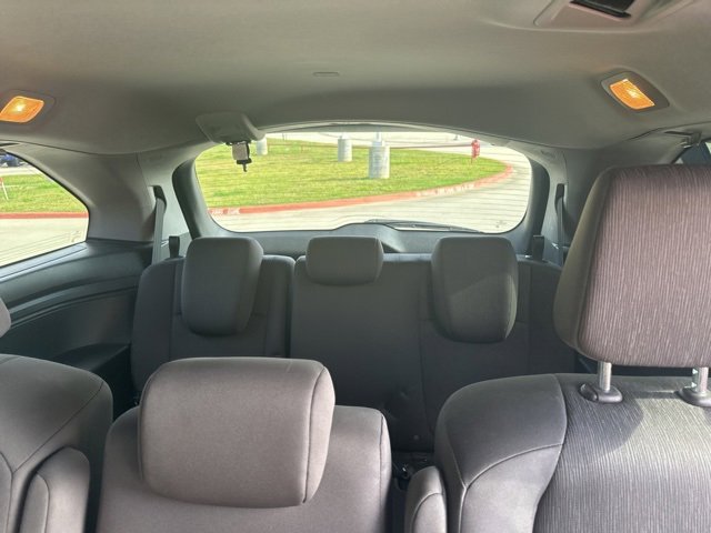 2022 Honda Odyssey EX photo 4