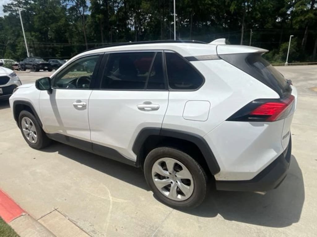 Used 2021 Toyota RAV4 LE SUV