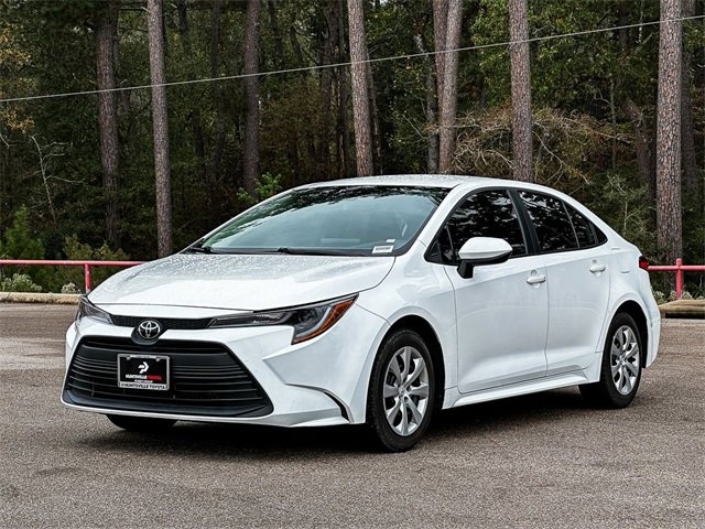 2023 Toyota Corolla LE photo 4