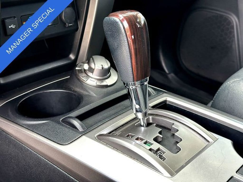 2022 Toyota 4Runner Limited - Photo 17