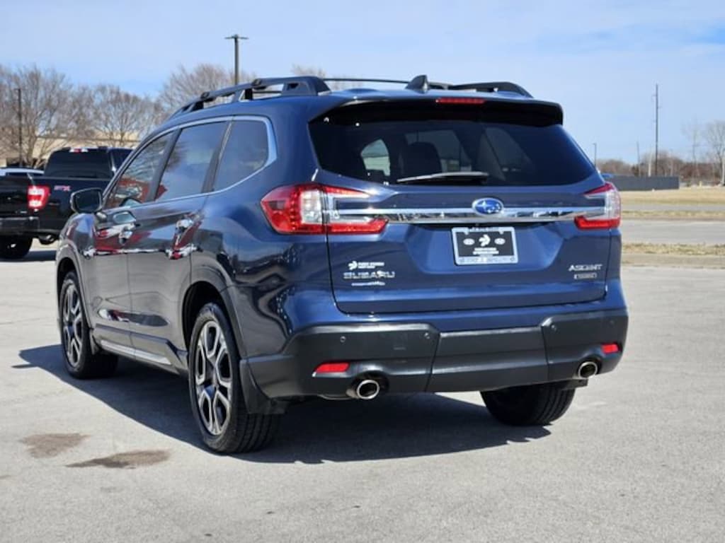 Used 2023 Subaru Ascent Touring 7-Passenger SUV
