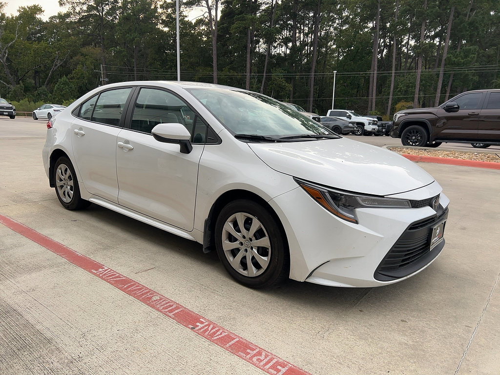 2026 Toyota Corolla LE Sedan