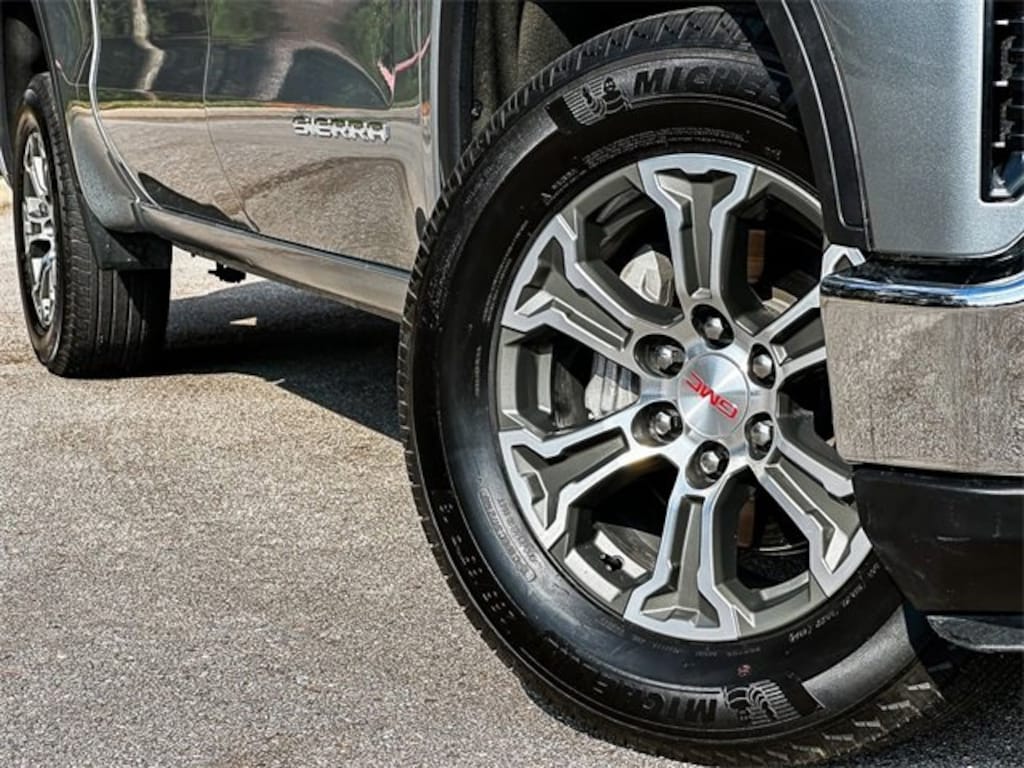 Used 2025 GMC Sierra 1500 SLT Truck Crew Cab