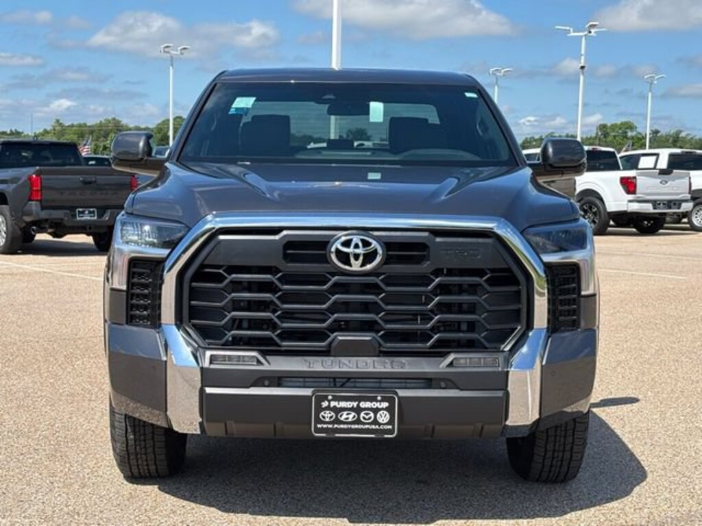 New 2026 Toyota Tundra SR5 SR5 CREWMAX 5.5