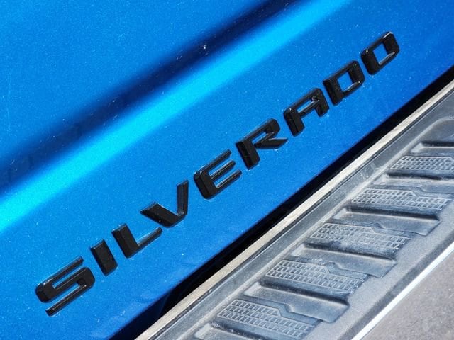 2022 Chevrolet Silverado 1500 LTZ - Photo 7