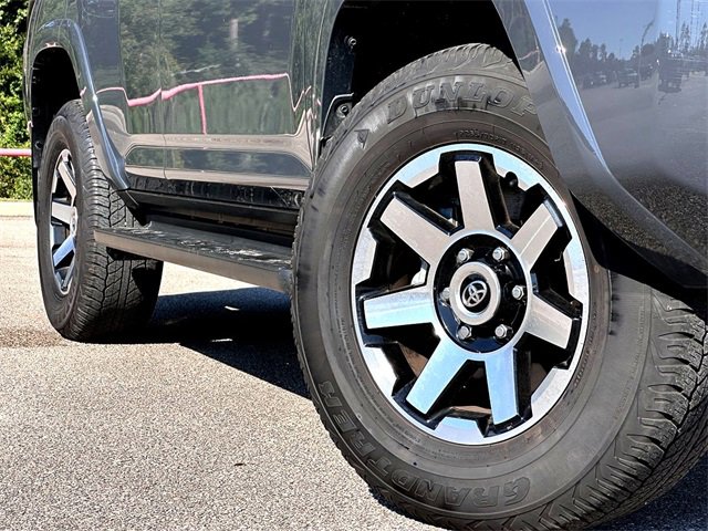 2024 Toyota 4Runner TRD photo 2