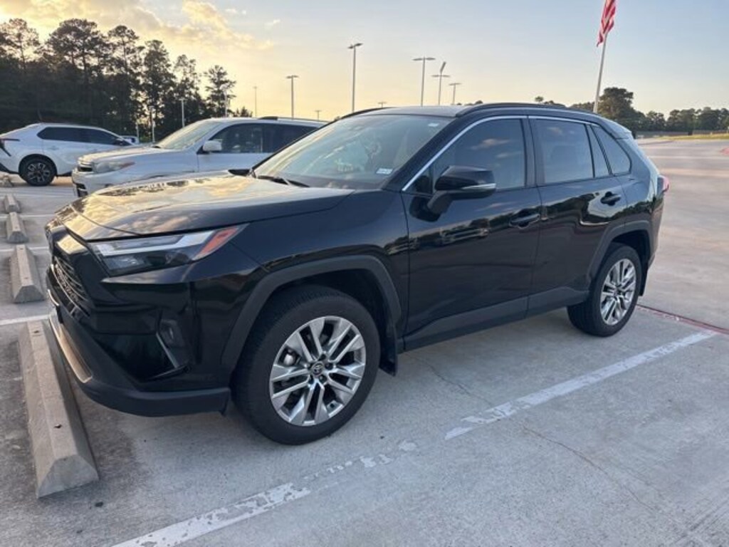 Used 2025 Toyota RAV4 XLE Premium SUV