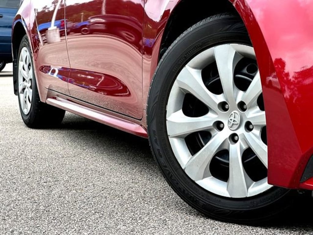 Used 2023 Toyota Corolla LE Sedan