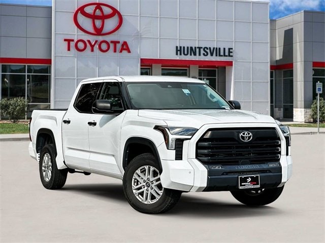 2022 Toyota Tundra SR5's photo