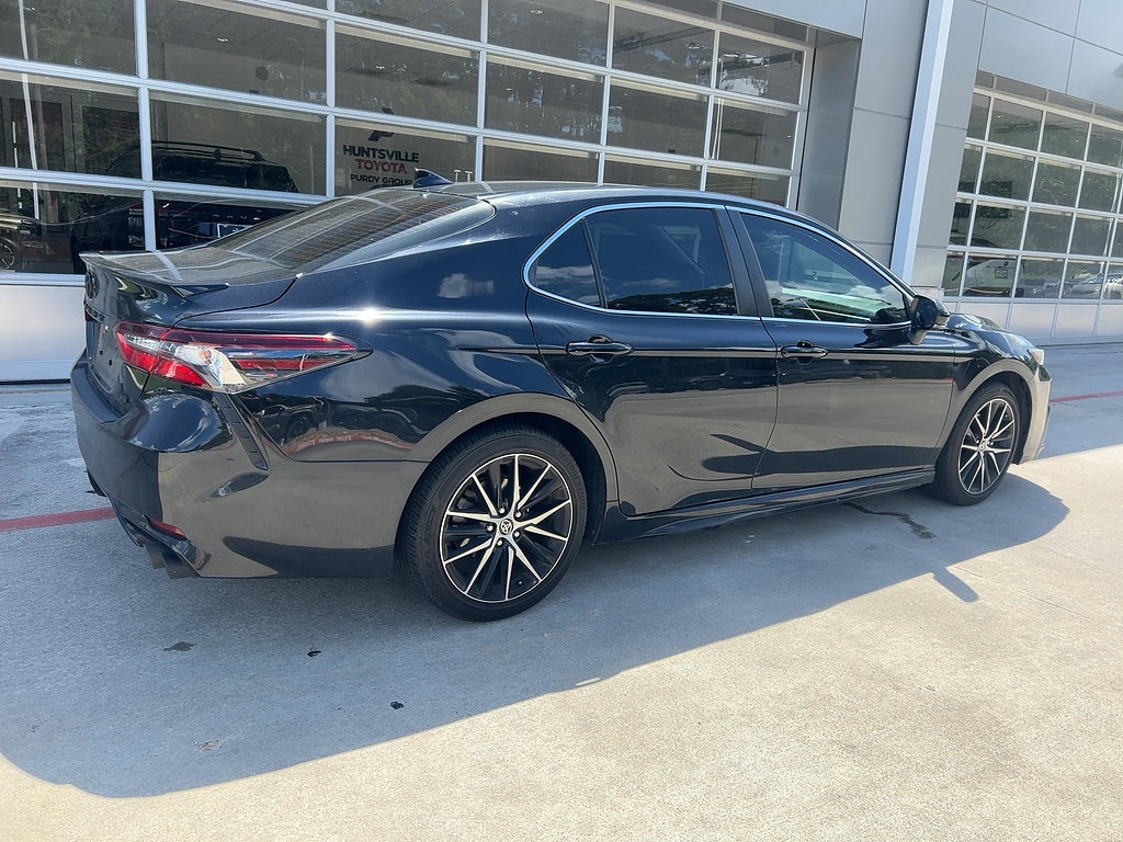 Used 2024 Toyota Camry SE Sedan