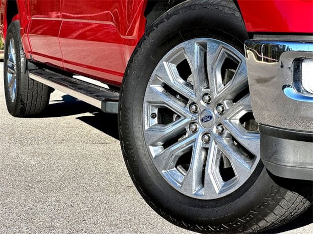 Used 2024 Ford F-150 Lariat Truck SuperCrew Cab