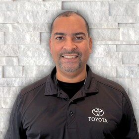 Staff member Danny Miller from e267c5e3c54a