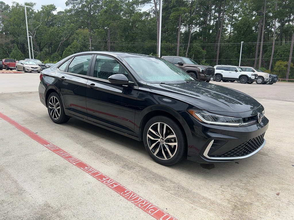 Used 2025 Volkswagen Jetta SE with VIN 3VW7X7BU7SM015109 for sale in Huntsville, TX
