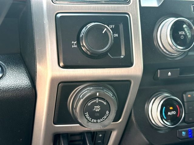 2018 Ford F-150 Platinum - Photo 17