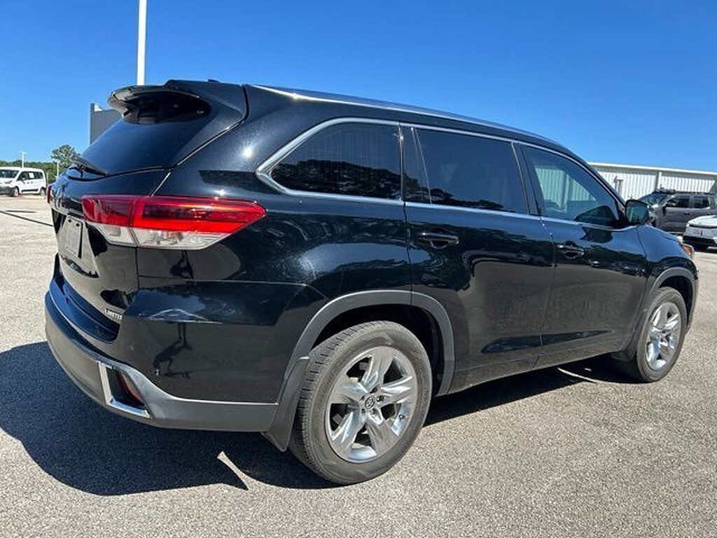 Used 2019 Toyota Highlander SUV