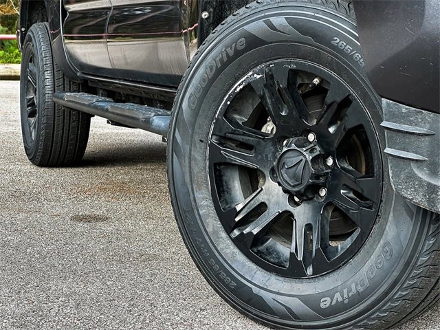 2022 Toyota Tacoma TRD V6 photo 2