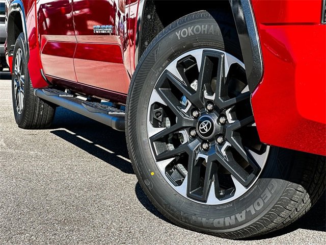 2026 Toyota Tundra Limited CrewMax photo 2