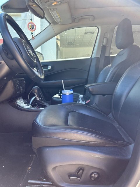 2018 Jeep Compass Limited photo 3
