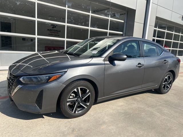 2024 Nissan Sentra's photo