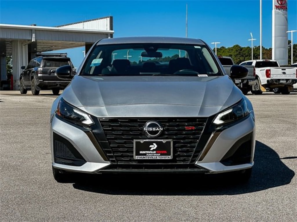 Used 2024 Nissan Altima 2.5 SR Sedan
