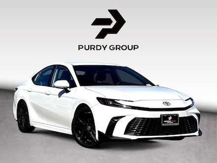 2025 Toyota Camry SE Sedan