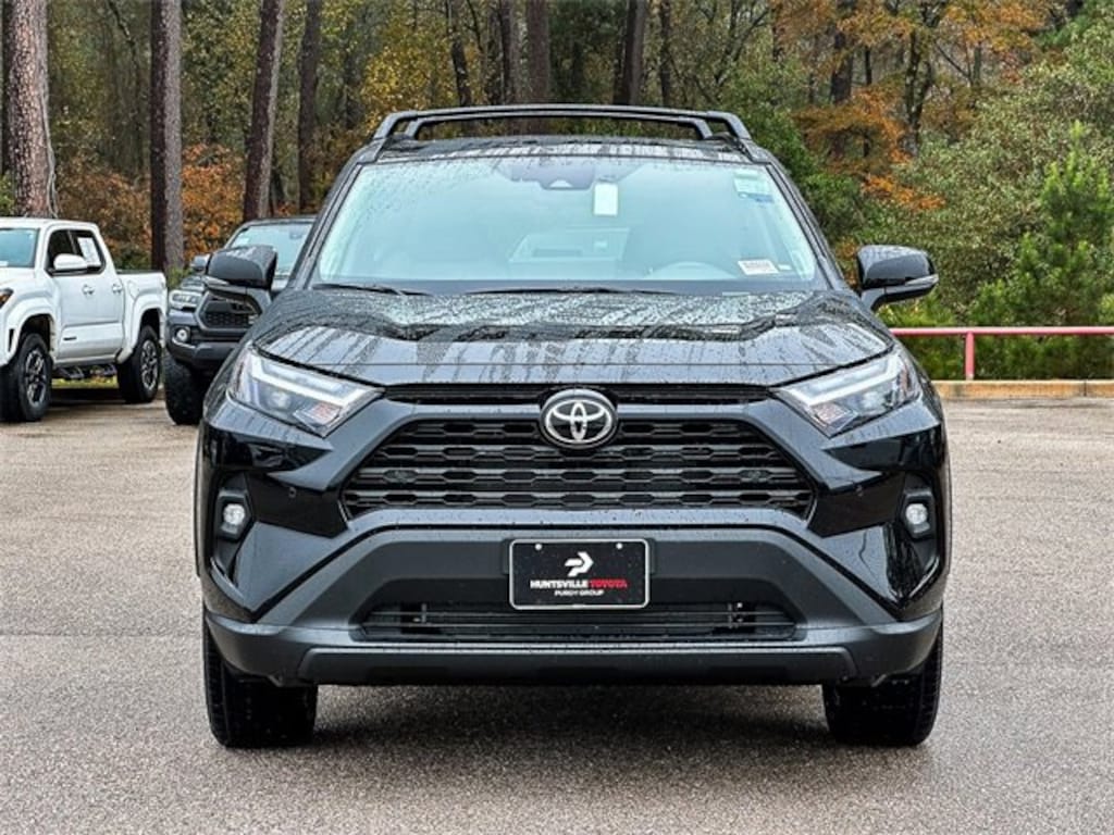 New 2025 Toyota RAV4 XLE Premium XLE PREM FWD SUV