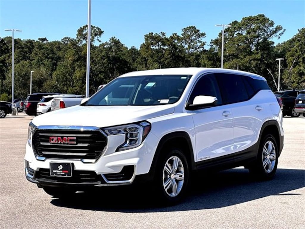 Used 2024 GMC Terrain SLE SUV