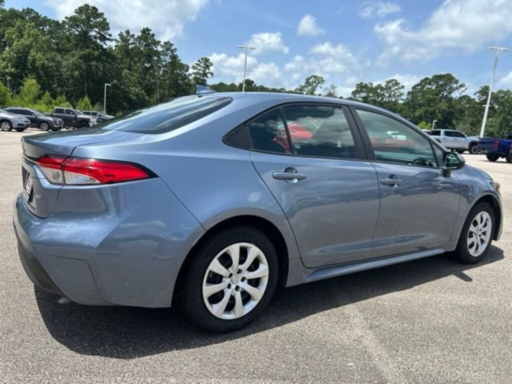 Used 2024 Toyota Corolla LE Sedan