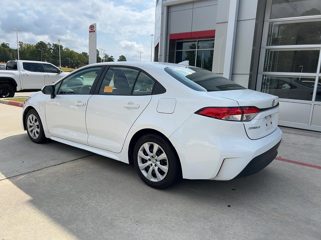 Used 2024 Toyota Corolla LE Sedan