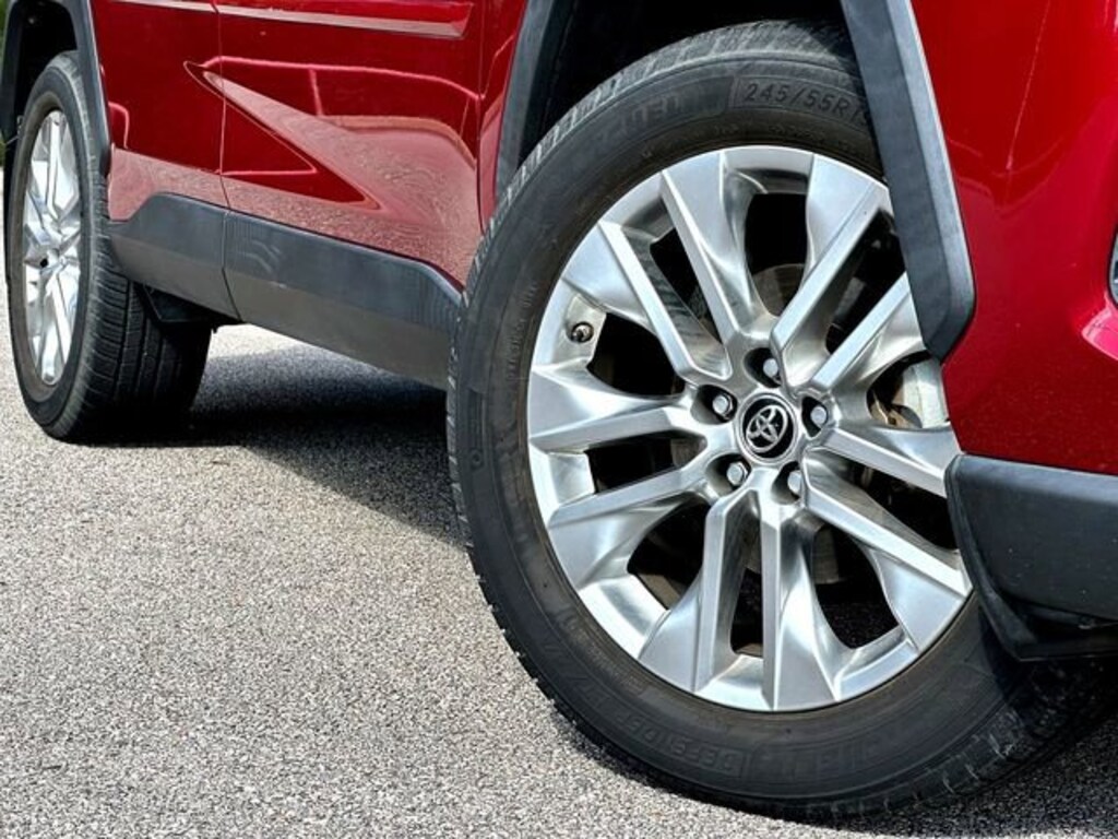 Used 2019 Toyota RAV4 Limited SUV