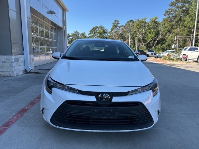 2024 Toyota Corolla LE photo 2
