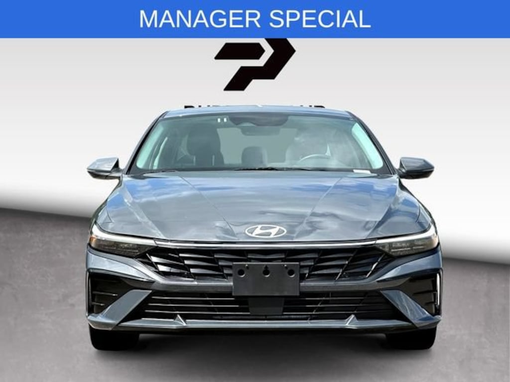 Used 2025 Hyundai Elantra Limited Sedan